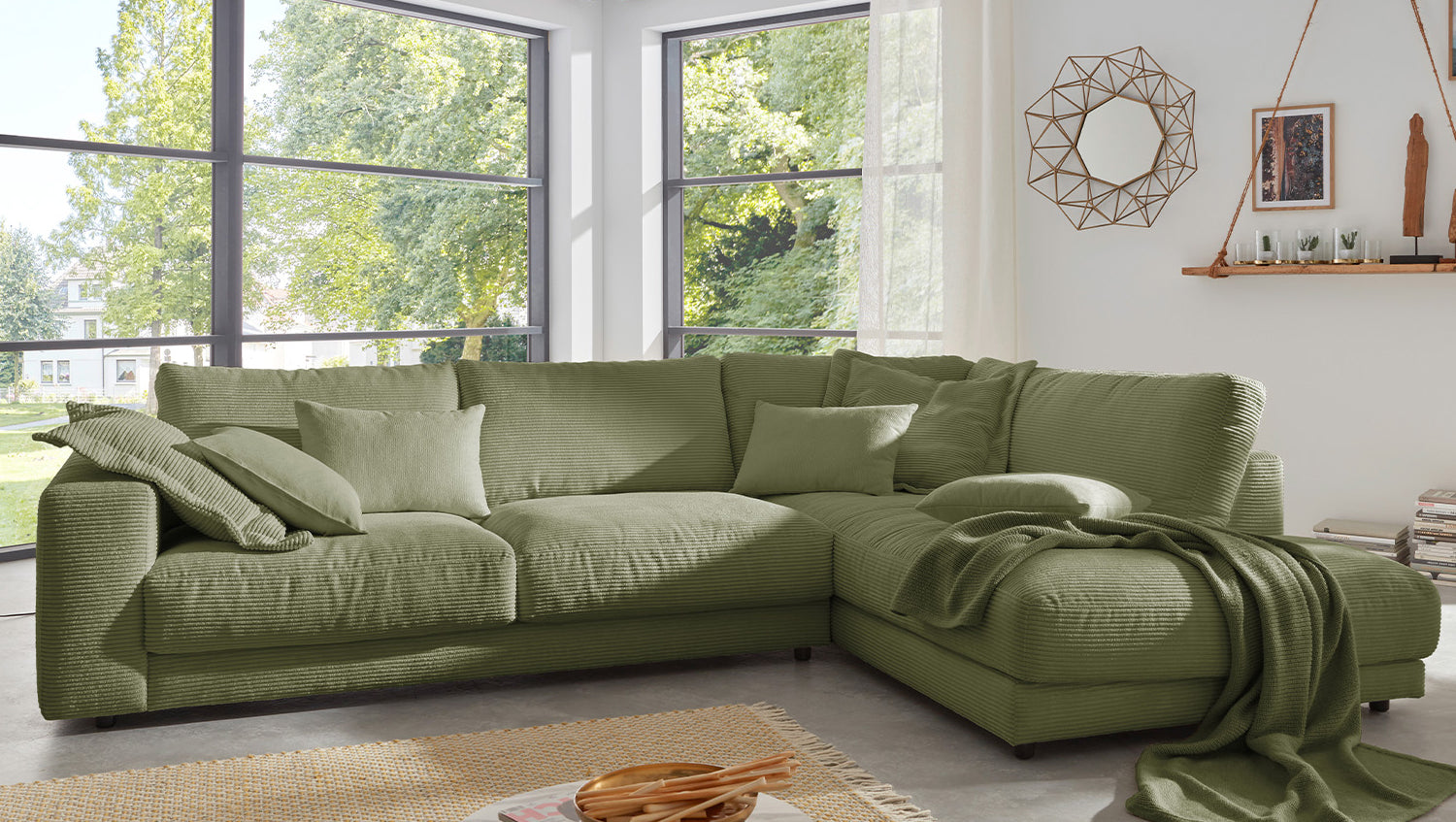 KAWOLA Sofa MADELINE Ecksofa mit Recamiere Cord olivgrün