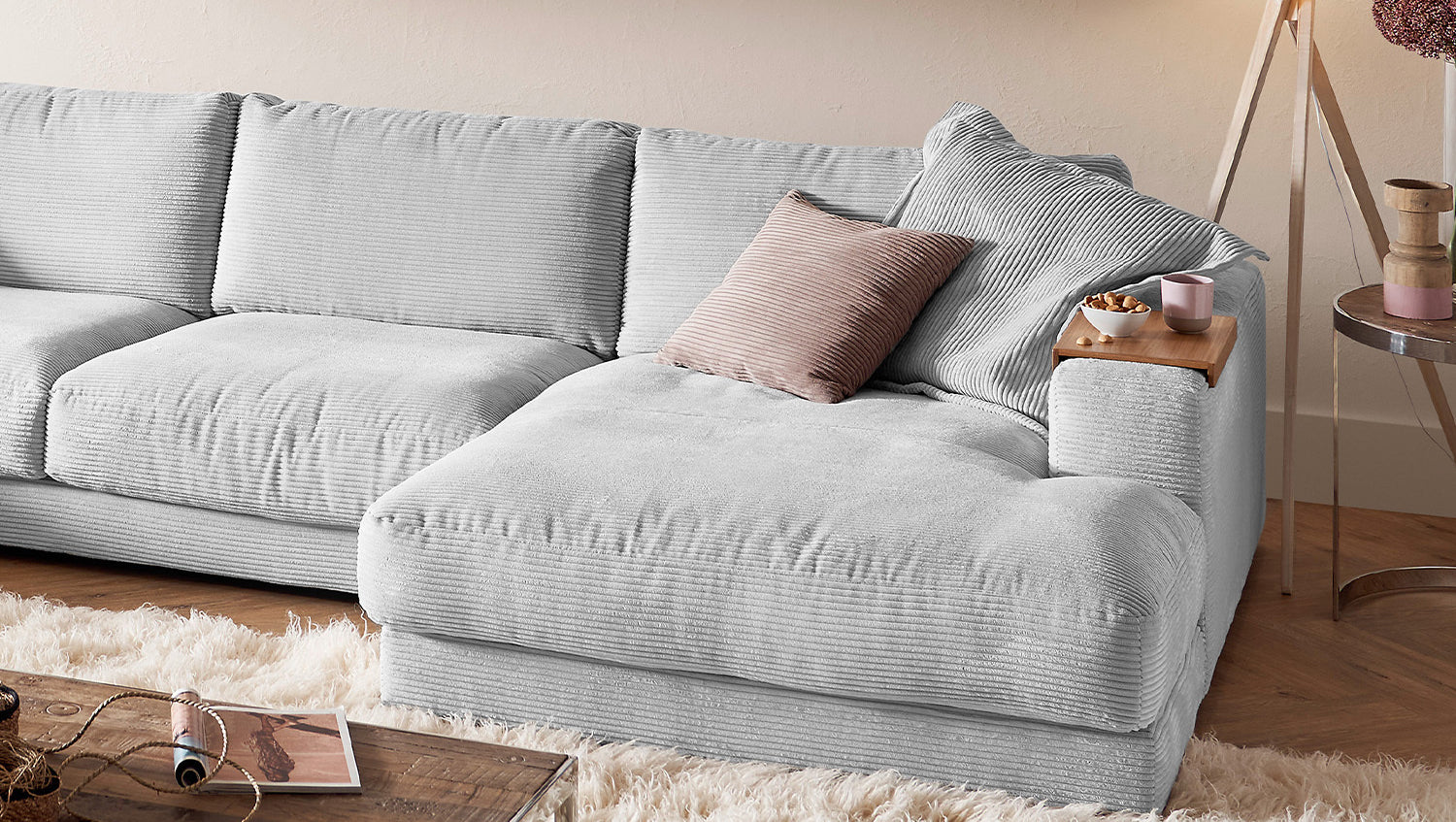 KAWOLA Sofa MADELINE Wohnlandschaft U-Form Cord hellgrau