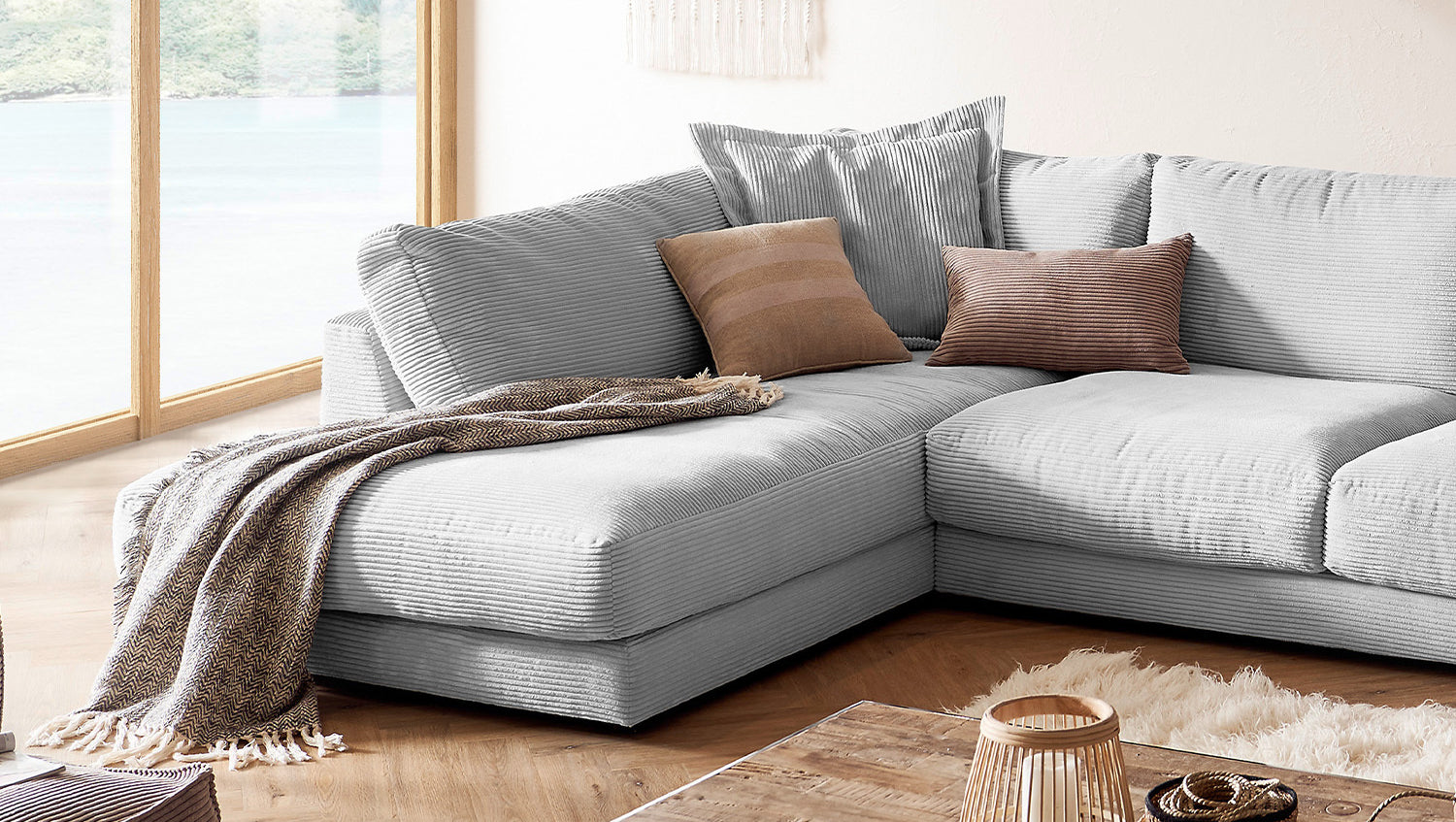 KAWOLA Sofa MADELINE Wohnlandschaft U-Form Cord hellgrau
