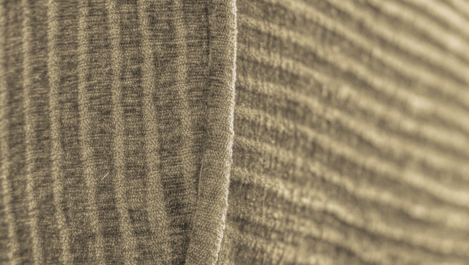 KAWOLA Sofa NELE 3-Sitzer Cord beige