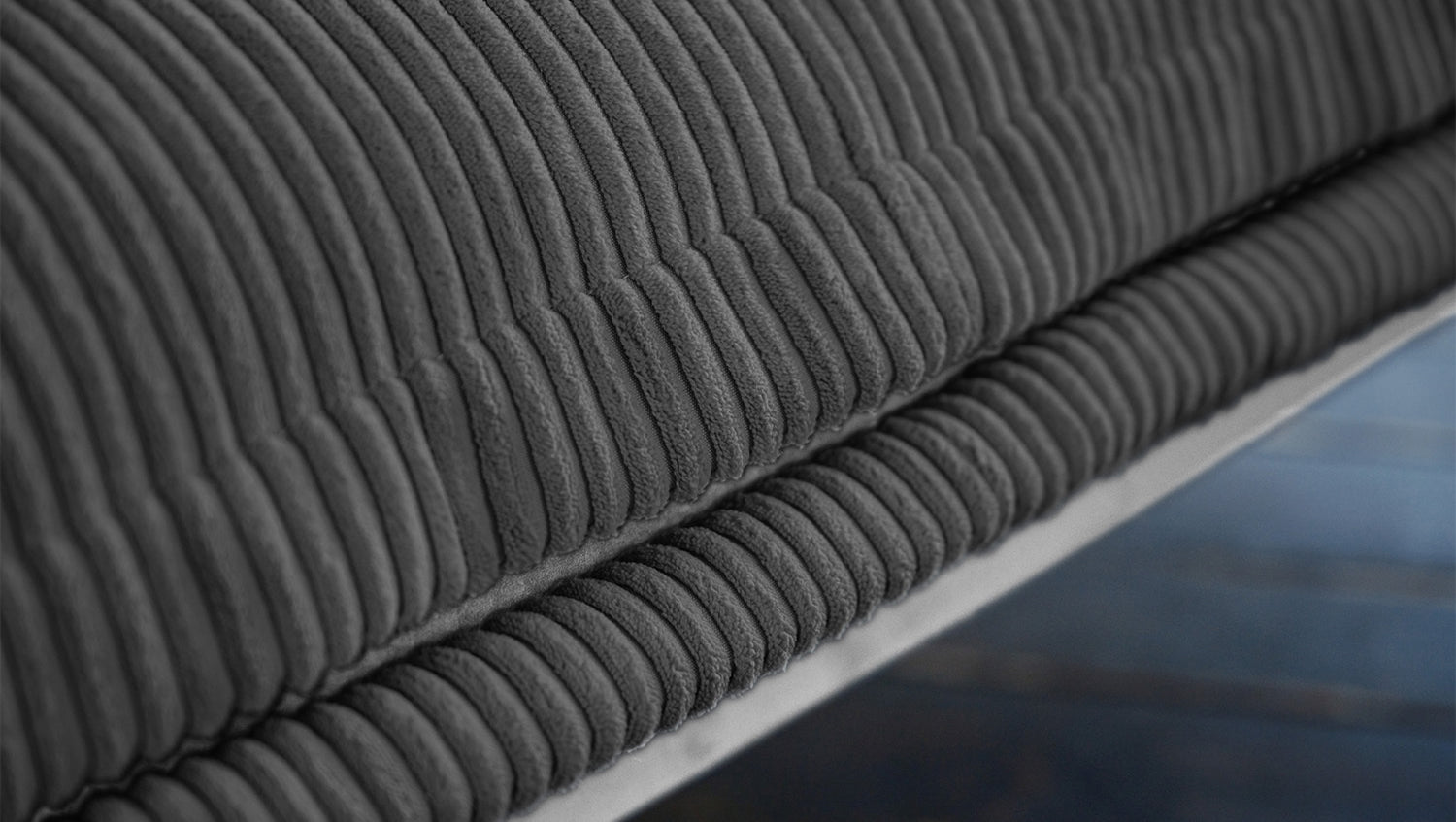 KAWOLA Sofa QUENYA Ecksofa Cord dunkelgrau / Velvet silber