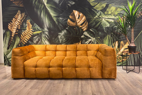 KAWOLA Sofa ROSARIO Velvet gold, 4-Sitzer