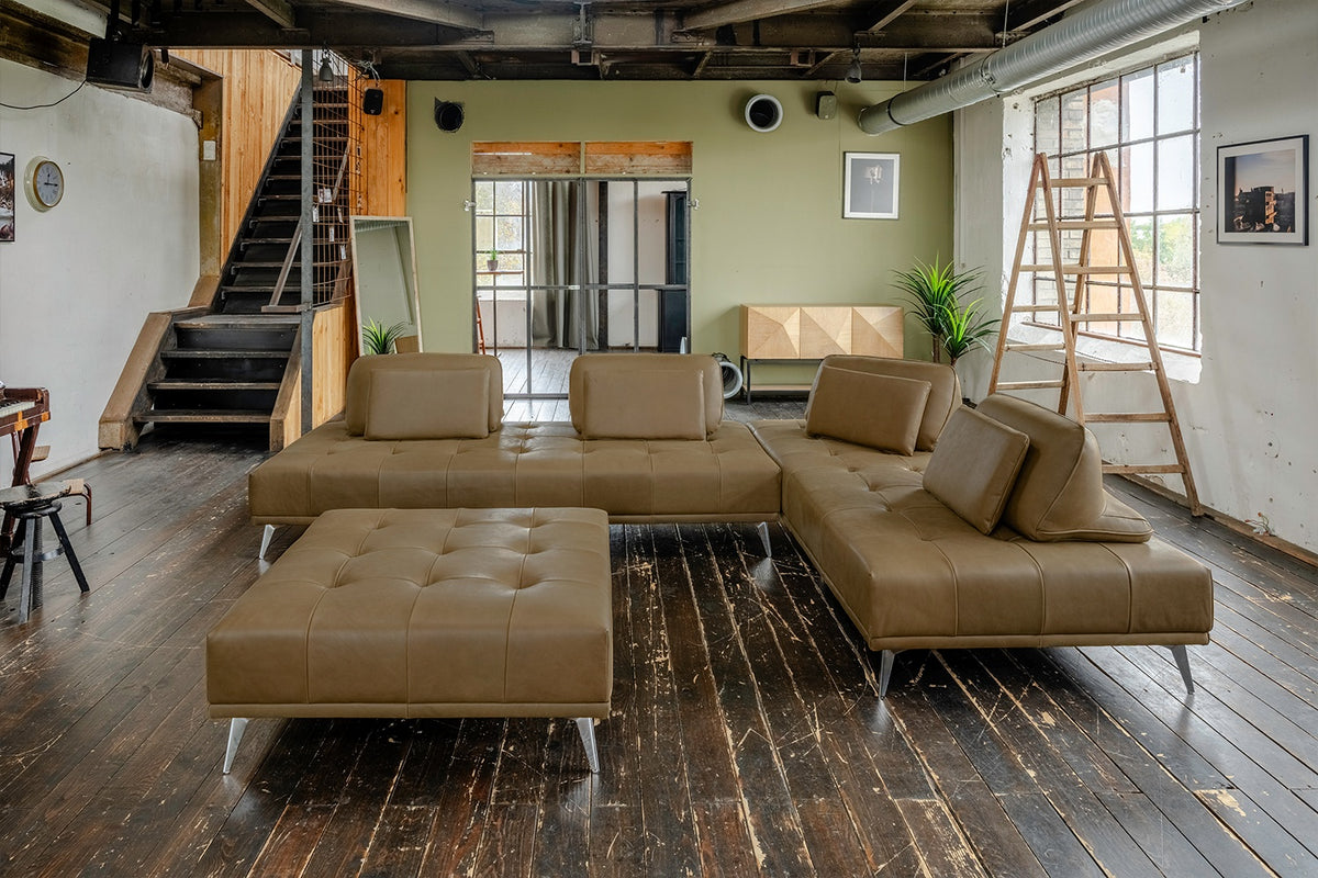 KAWOLA Sofa WIOLO Ecksofa Leder mit Hocker camel