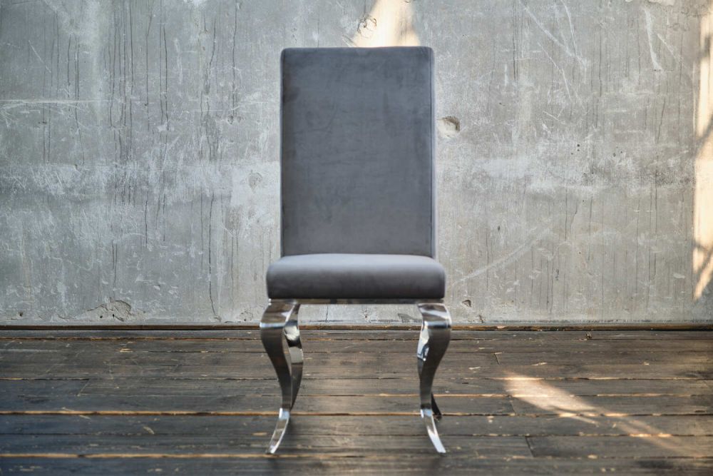 B-Ware_KAWOLA Stuhl LEIA Esszimmerstuhl Barock Velvet grau