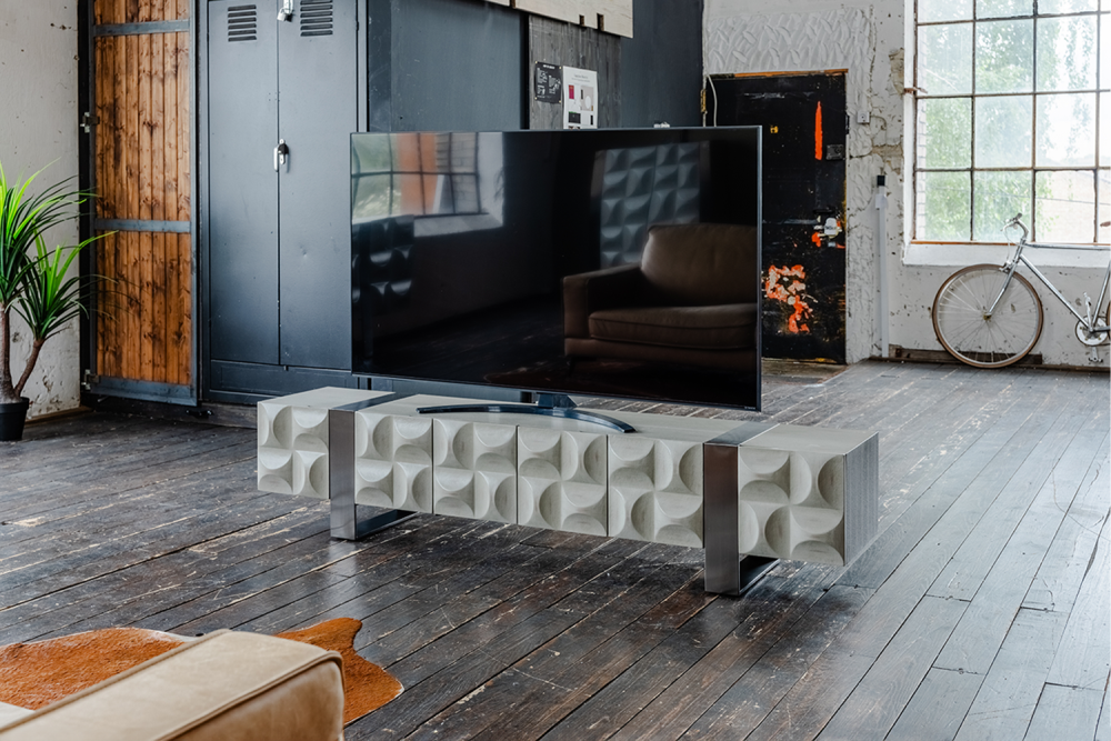 KAWOLA Lowboard MARGO TV-Board 4 Türen Ulme furniert grau Fuß Edelstahl gebürstet